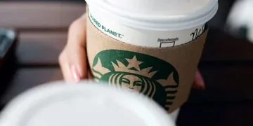 Starbucks kuryeye servet ödeyecek!