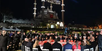 Cumhurbaşkanı Yardımcısı Cevdet Yılmaz, Edirne’de iftara katıldı