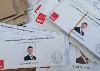 “CHP’nin Cumhurbaşkanı Adayı İmamoğlu”