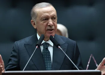 “Özgür Özel tükürdüğünü yalamak zorunda kaldı”