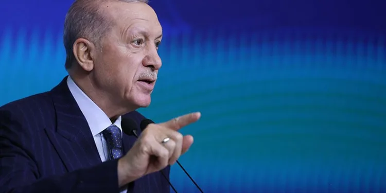 Erdoğan: “Terörün ülkemizden çekildiği günleri göreceğiz”