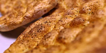 Bursa’da 450 gramlık BESAŞ Ramazan pidesi 20 TL