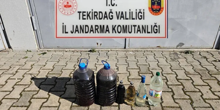 Tekirdağ’da 146 litre sahte içki ele geçirildi