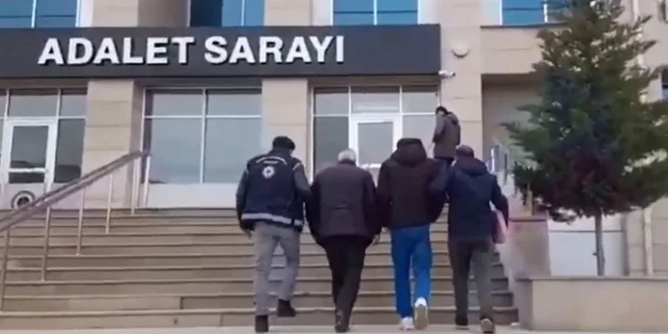 Van’da 10 organizatör yakalandı