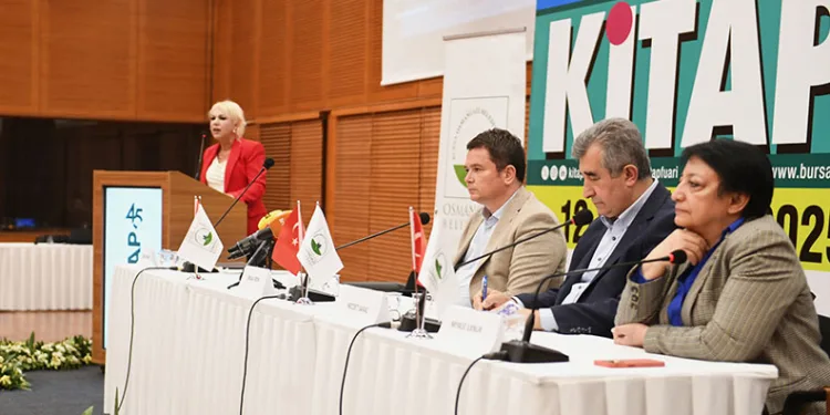 Erkan Aydın yazarlarla söyleşide buluştu