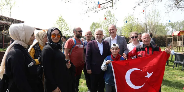 İnegöl Belediyesi’nden tarihi doğa yürüyüşü