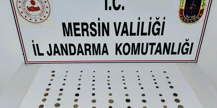 Mersin’de bir şüpheli tarihi eserleri satmaya çalışırken yakalandı