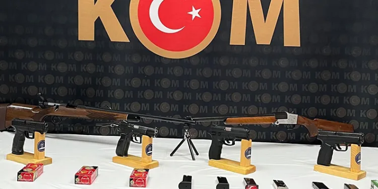 Kastamonu’da silah operasyonu: 4 gözaltı
