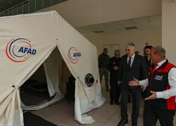 Vali Ayyıldız’dan AFAD’a ziyaret