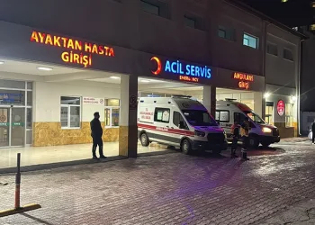 Yemekten zehirlenen 53 öğrenci hastanelik oldu