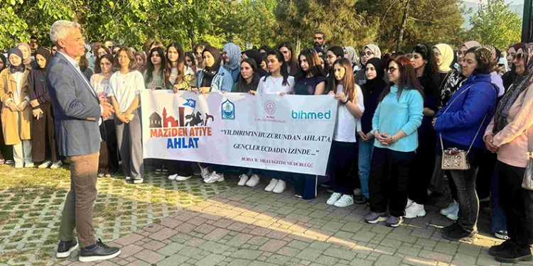 “Yıldırım’ın Huzurunda, Bende Varım” Mektuplarıyla Ahlat’a Yolculuk Başladı