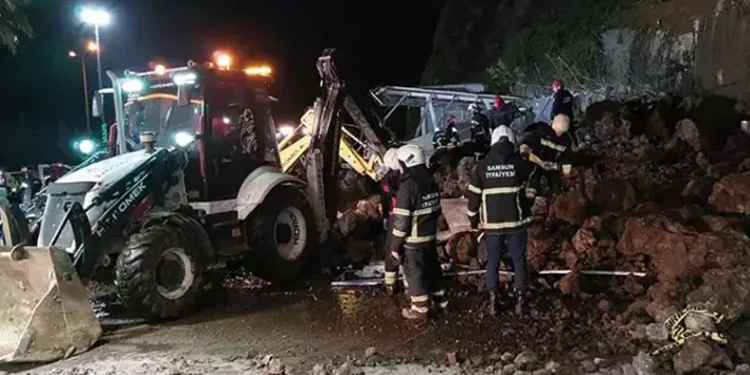 Samsun’da akaryakıt istasyonunda heyelan! Baba ve iki çocuğu hayatını kaybetti