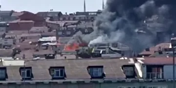 Gaziosmanpaşa’da 4 katlı binada yangın