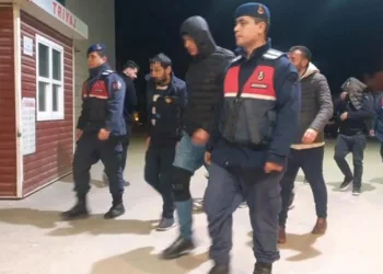 Bursa’da uyuşturucu partisine jandarma baskını: 8 gözaltı
