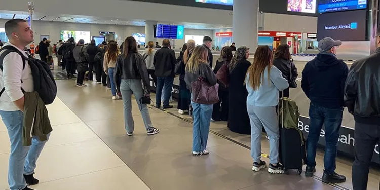 İstanbul Havalimanı’nda dönüş yoğunluğu başladı