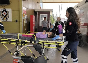 Bursa’da 2 yaşındaki çocuk 2. kattan düştü