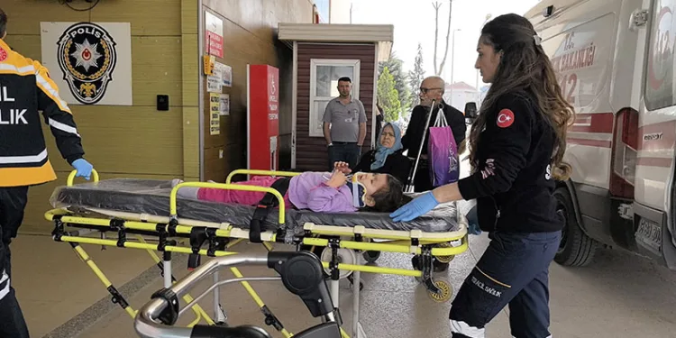 Bursa’da 2 yaşındaki çocuk 2. kattan düştü