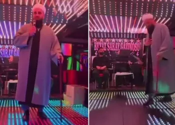 Bursa’da tebliğciler pavyonda vaaz verdi