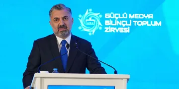 “Güçlü medya, ancak bilinçli bir toplumla mümkündür”