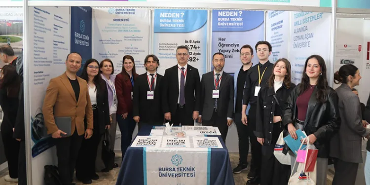 BTÜ Marmara Kariyer Fuarı’nda ilgi gördü