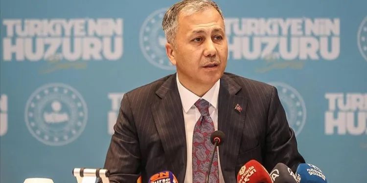 Ankara’da apartman boşluğuna düşen kız çocuğu hayatını kaybetti