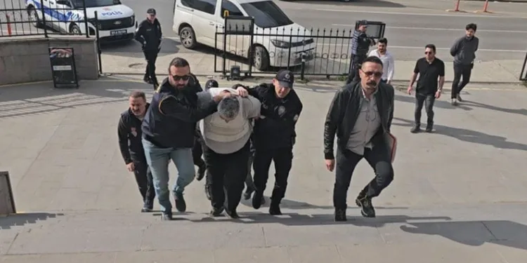 Miras kavgasında akrabalarını öldüren zanlı tutuklandı