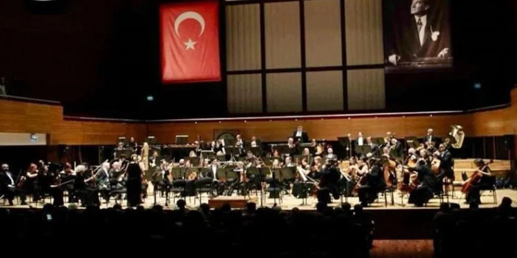 Prof. Dr. Ayhan Kızıl’ı anma konseri