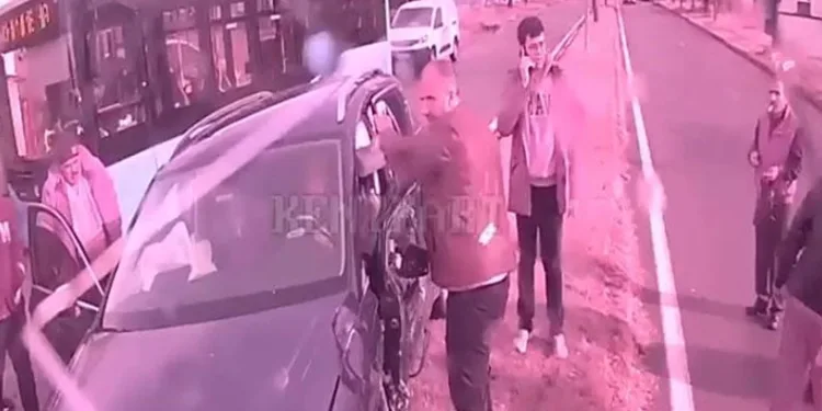 Dikkatsiz sürücü kazaya neden oldu