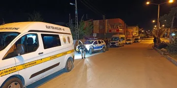 İş arkadaşı tarafından bıçaklanarak ağır yaralandı