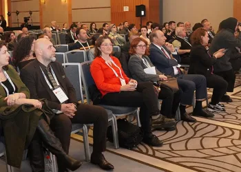 “Sokak hayvanları için merhametle hareket etmek vicdan meselesidir”