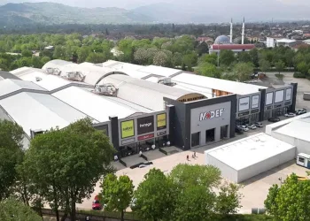 İnegöl mobilyası 52. kez vitrine çıkıyor