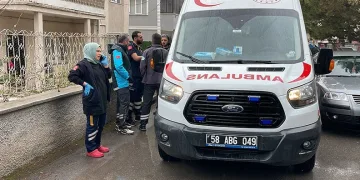 Sivas’ta gıda zehirlenmesi şüphesiyle 13 öğrenci hastaneye kaldırıldı