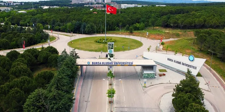 BUÜ’nün başarıları katlanarak artıyor