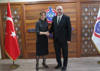 Aslıhan Köse’den Başkan Aydın’a Ziyaret