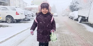 Afyonkarahisar nisan ayında kış mevsimini yaşadı