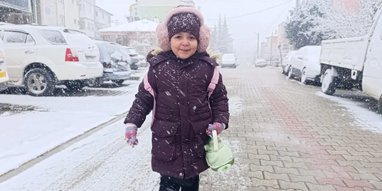 Afyonkarahisar nisan ayında kış mevsimini yaşadı