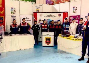 İnegöl’de gerçekleşen fuarda jandarma yer aldı