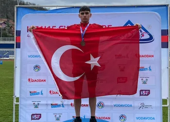 Osmangazili milli atletten dünya üçüncülüğü