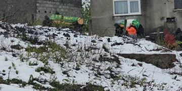 Yangında ölen minik kardeşler toprağa verildi