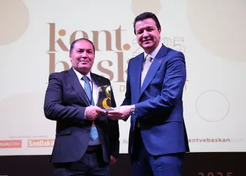 Gemlik Belediyesi’ne “Patili Canlar” projesiyle anlamlı ödül