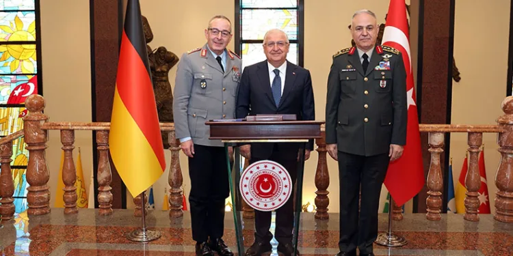 Bakan Güler, Almanya Genelkurmay Başkanı Breuer’i kabul etti