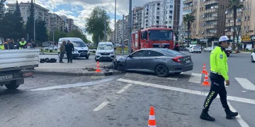 Kahramanmaraş’ta otomobil yayalara çarptı: 5 yaralı