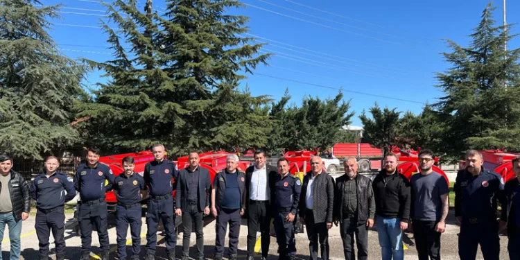 Yenişehire yangın söndürme tankerleri teslim edildi