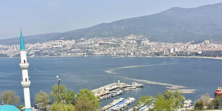 Gemlik’te korkutan manzara