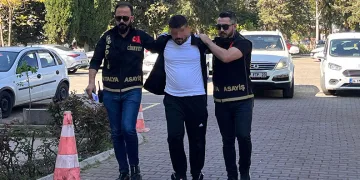 Kendisini taciz ettiğini iddia ettiği arkadaşını öldürdü