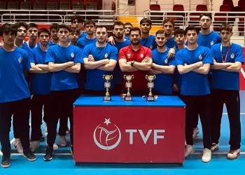 Voleybolda İnegöl Belediyespor farkı