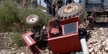 Siirt’te traktör kazasında sürücü yaralandı