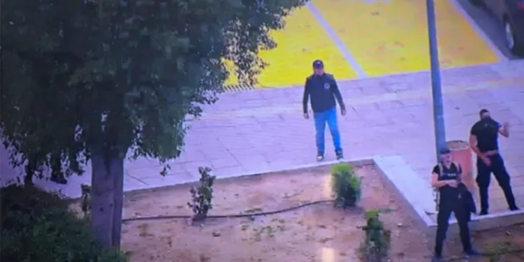Kıbrıs Türklerine taşlı saldırı
