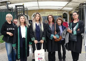 13 yaşında uğradığı istismarı 13 yıl sonra mahkemeye taşıdı