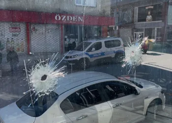 Bursa’da kadınlar birbirine girdi, mahalleli zor ayırdı